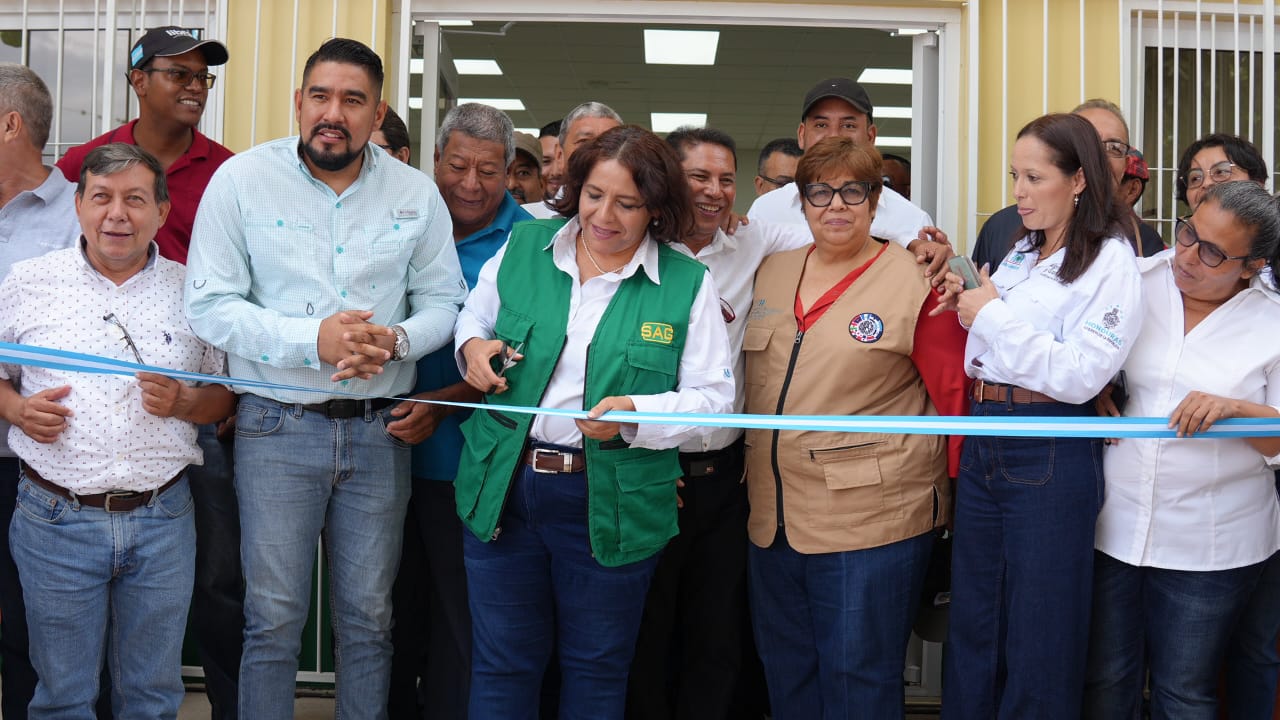 SAG inaugura remodelación de oficina regional en Olanchito, Yoro...